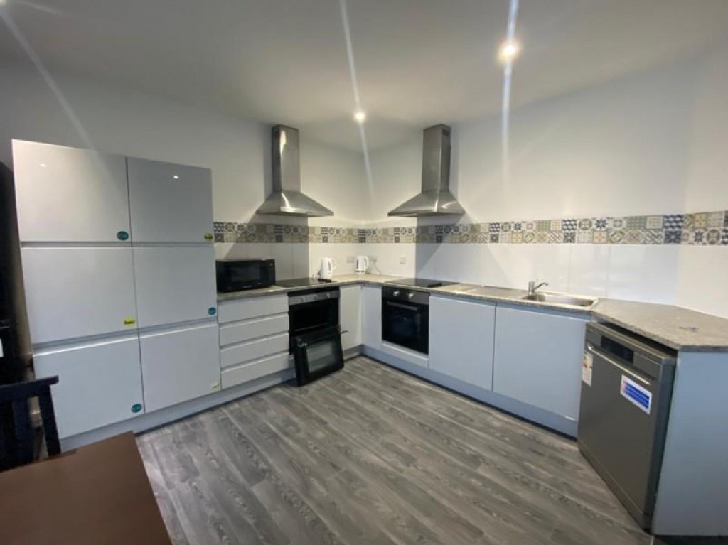 10 Kinterbury Street, Plymouth, 8 bedroom, Apartment