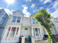 Connaught Avenue, Plymouth