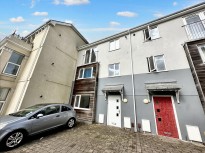 2 Quaker Lane, Plymouth