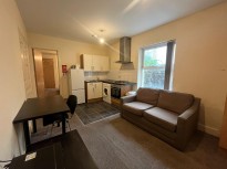 Woodland Terrace, Flat 2, Plymouth